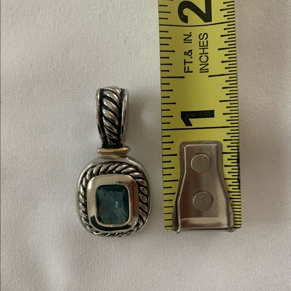 Pendant - Picture 4 of 11